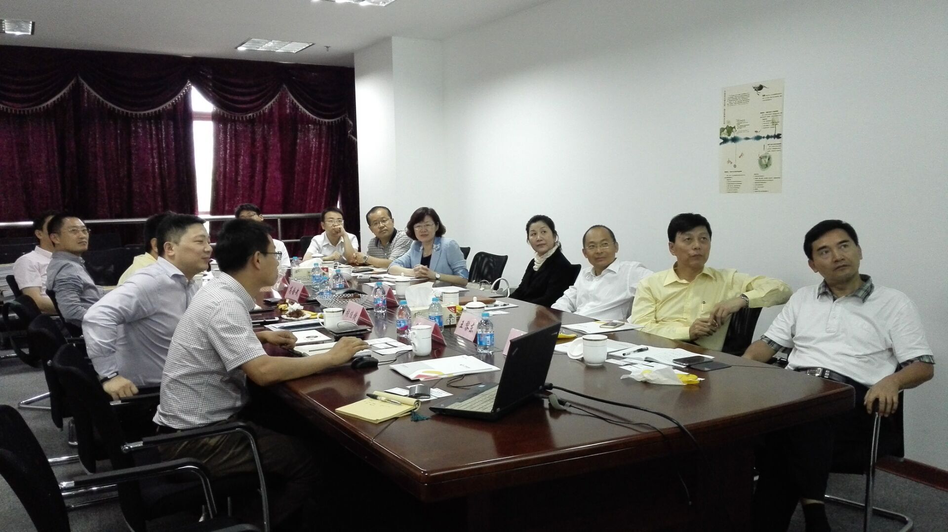 贵阳市委常委、副市长刘春成一行莅临中安科股份参观访问