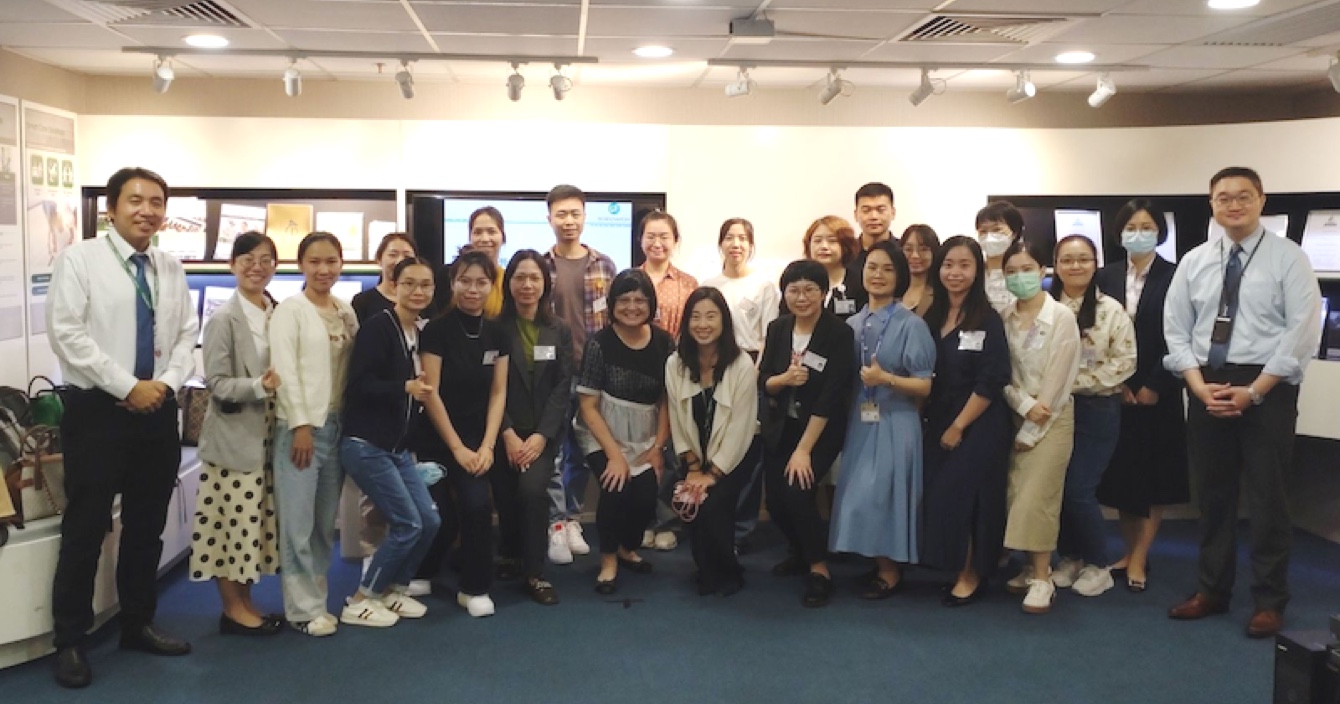 中安科子公司香港卫安快讯：香港护理专科学院到访参观创新养老方案、卫安义工队参与儿童托管活动